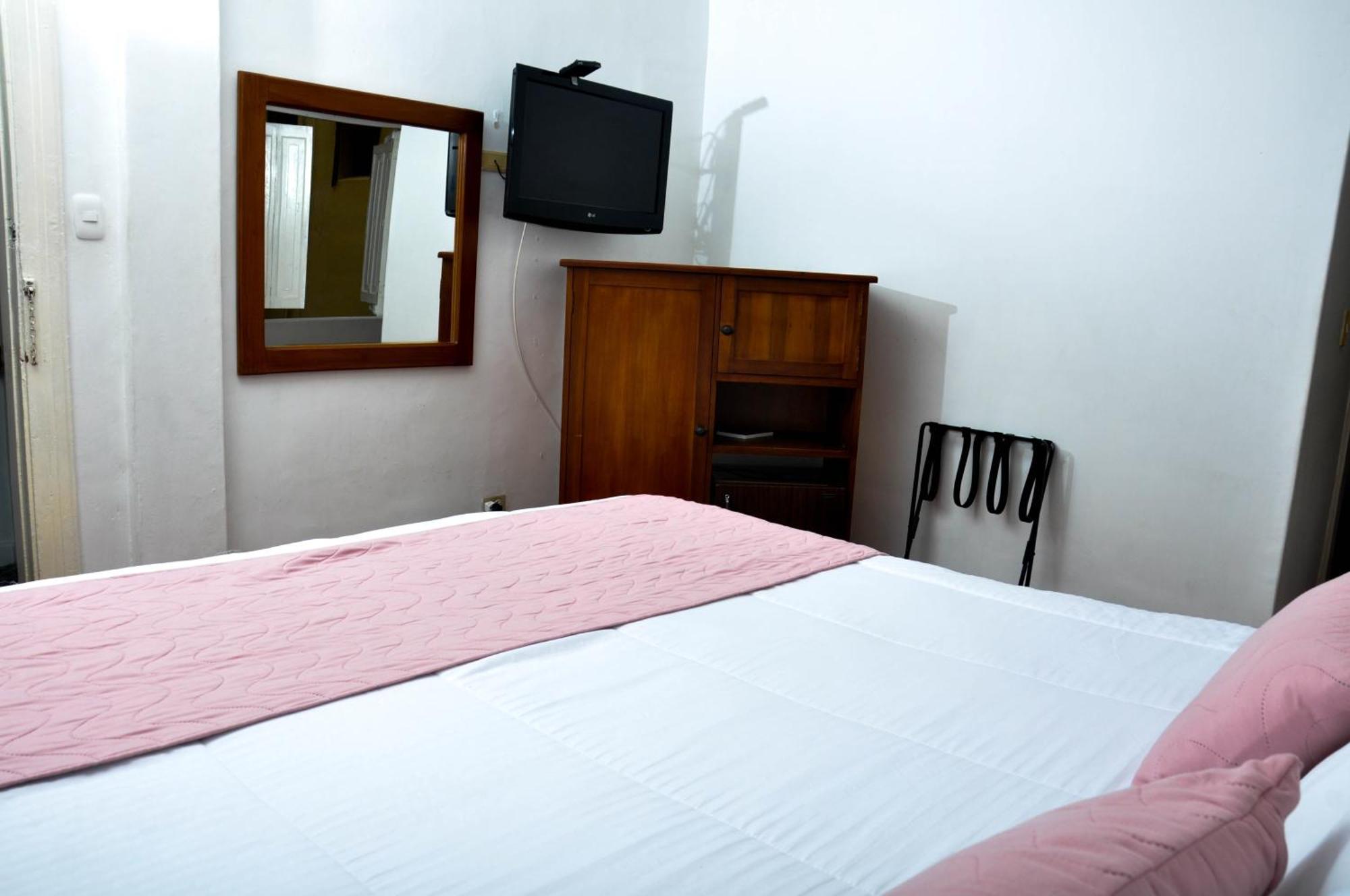 Ayenda Escorial 1936 Hotel Manizales Ngoại thất bức ảnh
