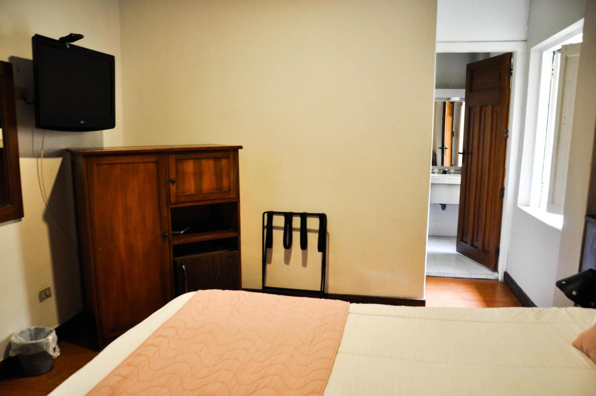 Ayenda Escorial 1936 Hotel Manizales Ngoại thất bức ảnh