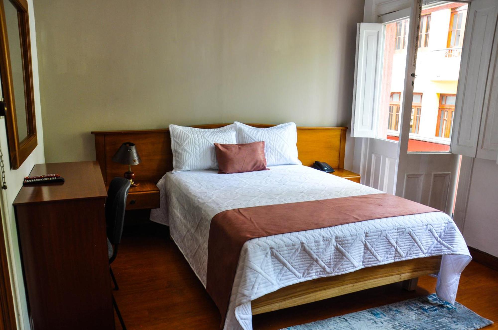 Ayenda Escorial 1936 Hotel Manizales Ngoại thất bức ảnh